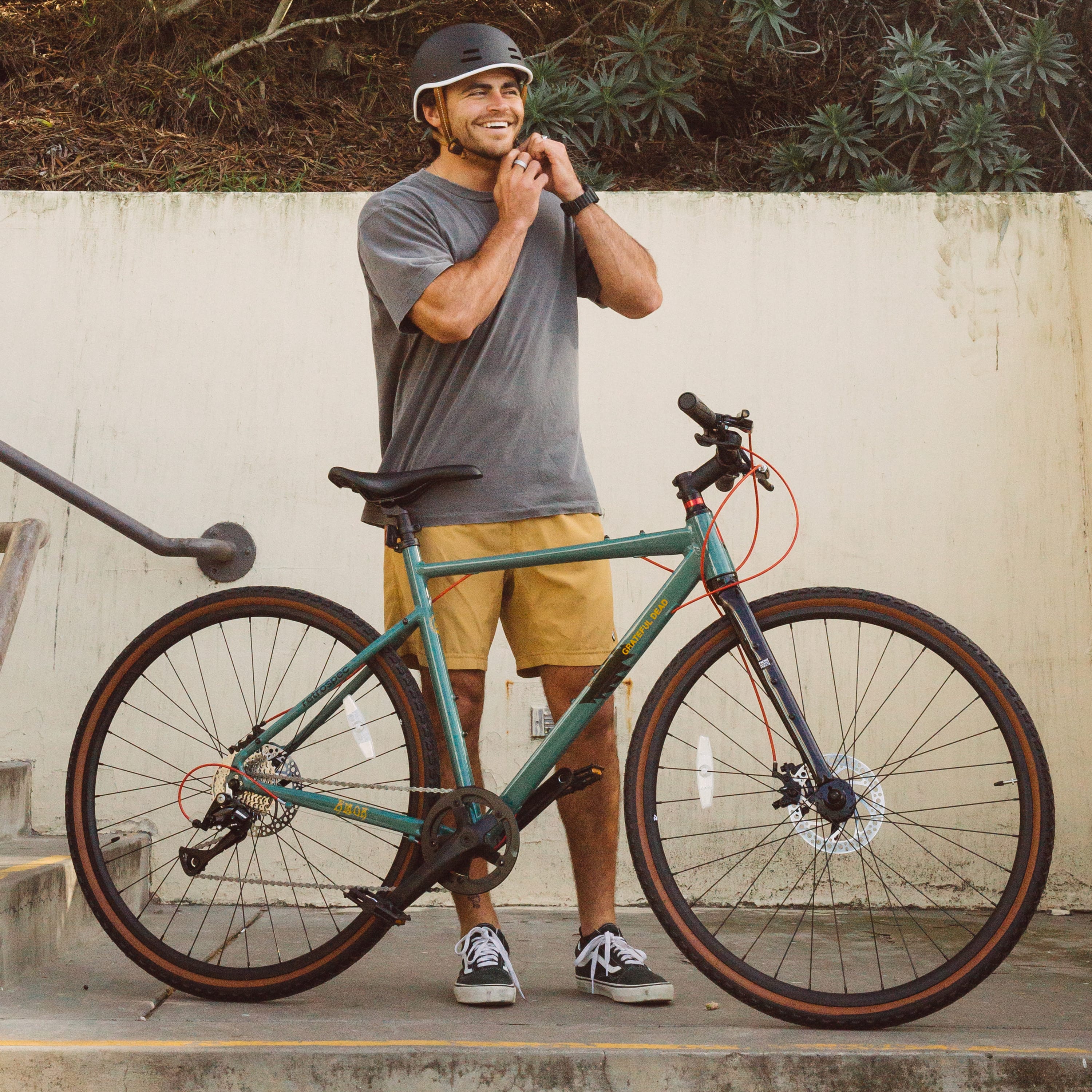 Grateful Dead Amok Gravel Adventure Bike - 8 Speed