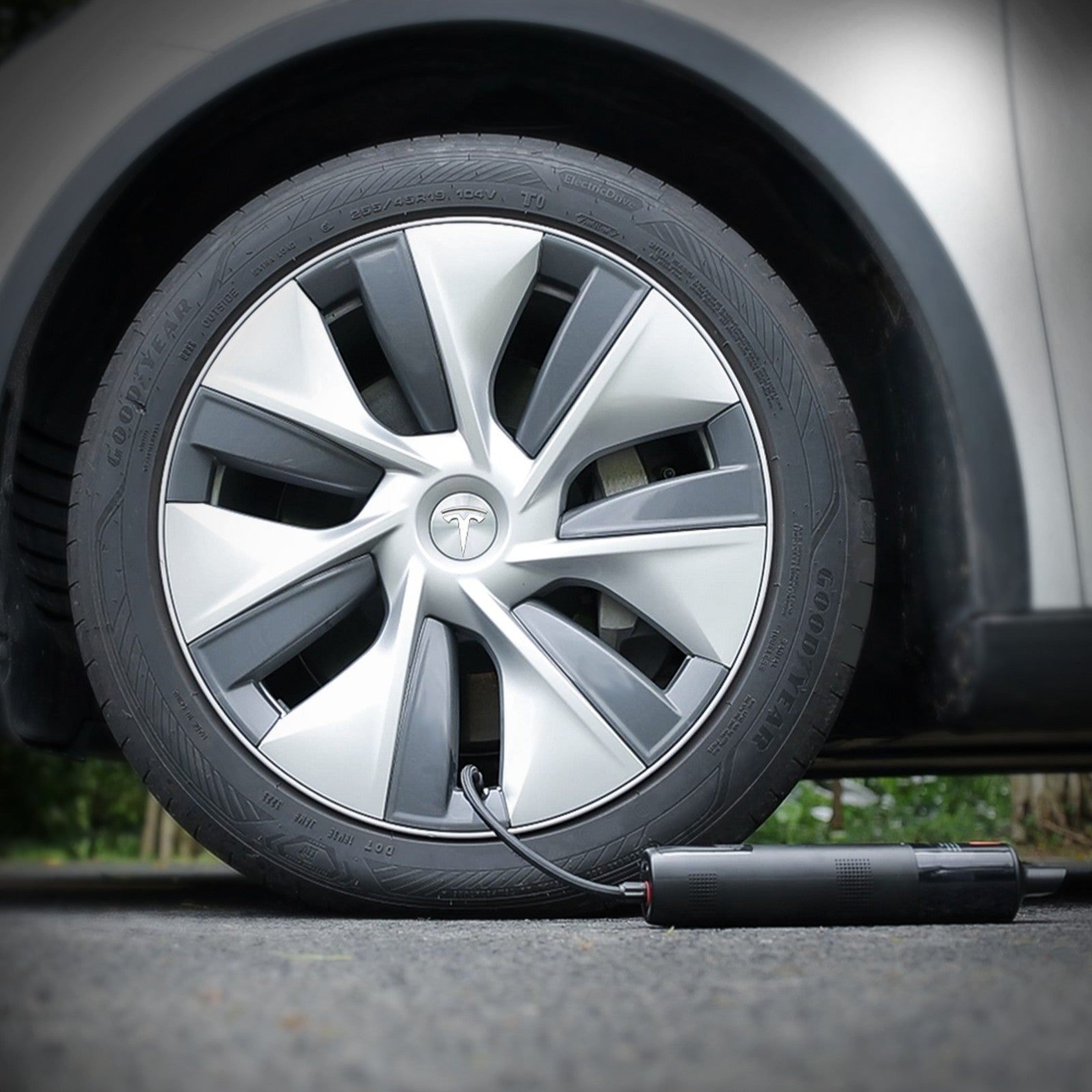 Hiboy 2-in-1 Tire Inflator and Vacuum